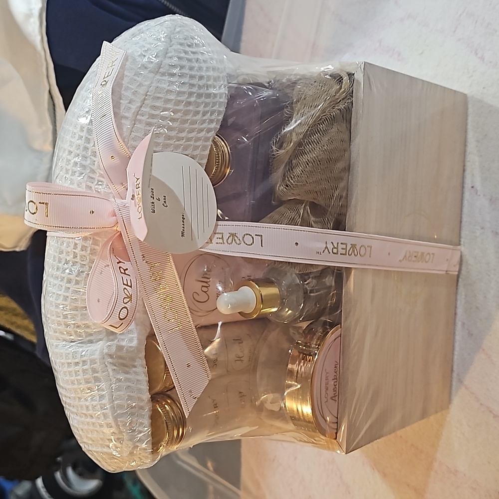 Womens  Bath gift set (F)